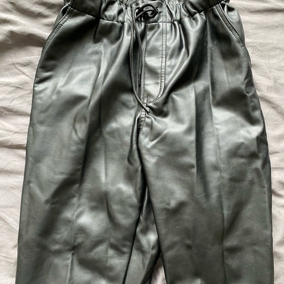 Abercrombie Vegan Leather Joggers - Picture 2 of 3